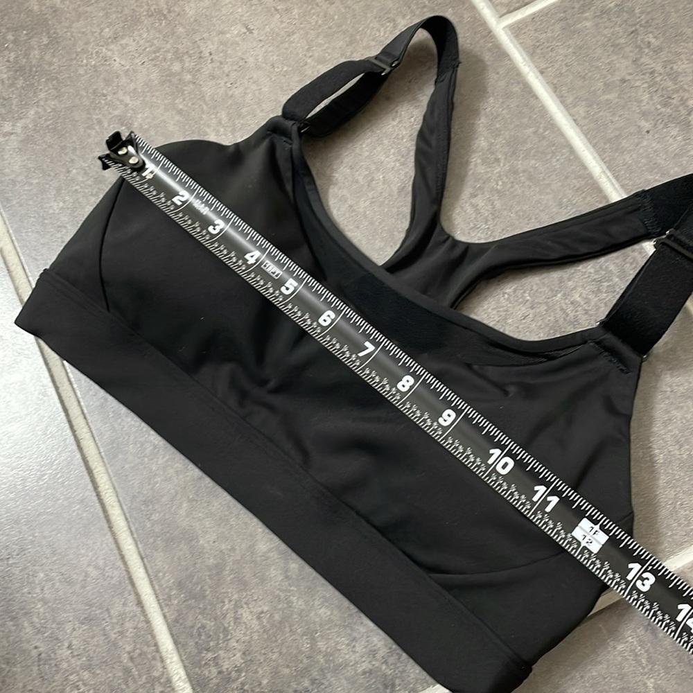 Athleta Ultimate Adjustable A-C Bra size Small - Picture 4 of 10